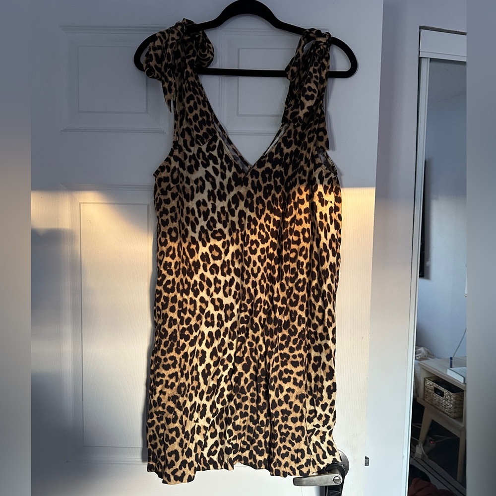 NWT Leopard Print Sleeveless Dress